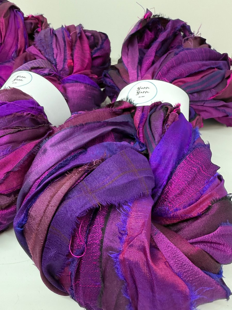 Sari silk ribbon for weaving, knitting, fibre arts, ethical yarn supplies. 40m.