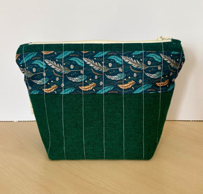 Blue Feathers Quilted Zip Pouch in Pinstripe Forest Green