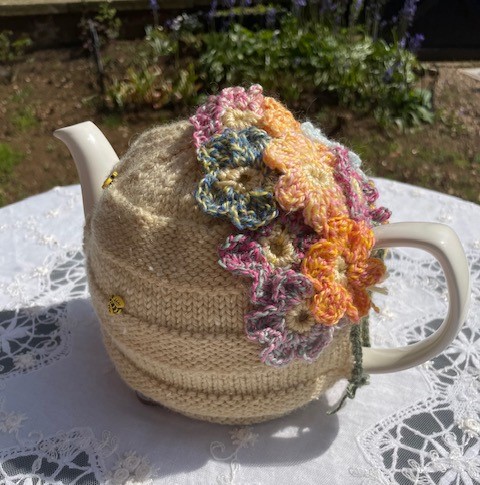 Tea Cosy Hand Knit & Hand dyed  from Dandelion flowers
