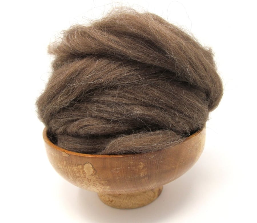 Brown Icelandic Combed Wool Top 100g