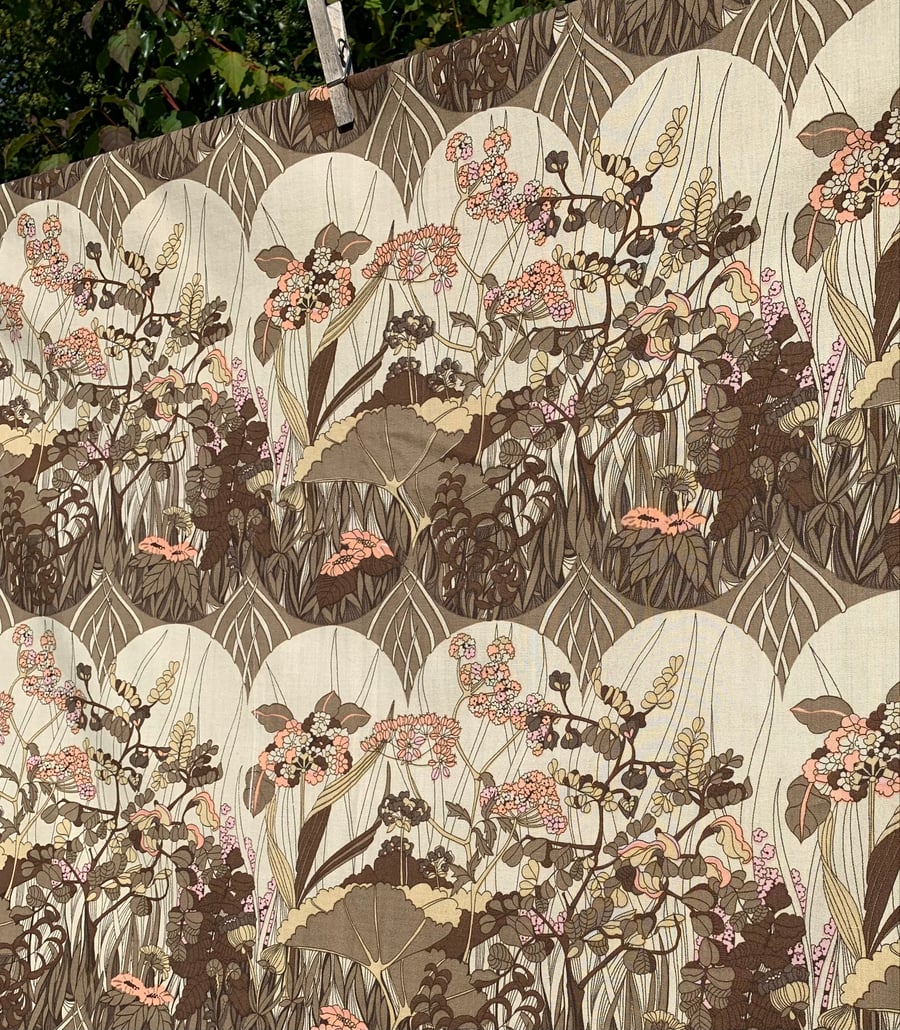 2m  RETRO Wildflower Brown Pink 70s 80s Moygashel BARDFIELD Vintage Fabric