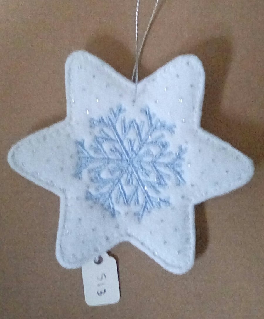 513. Snowflake star hanger.