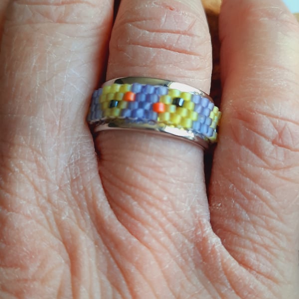 Easter Chick Themed Beadwork Ring