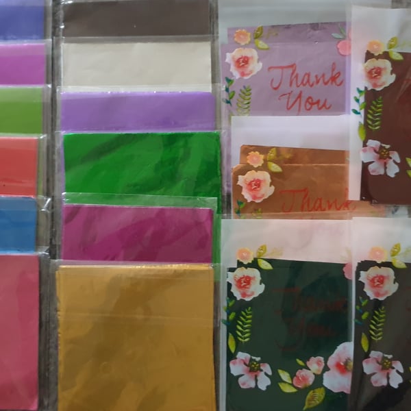 Pack of 40 Easy to Handle Foil Craft Sheets -8cms x 8 cms- Assorted Colour Mix 