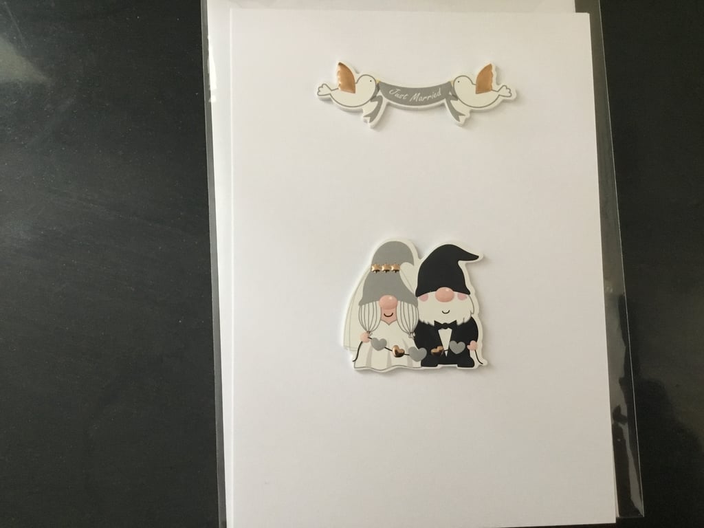 Wedding card. Just married. Handmade card. Ref 054