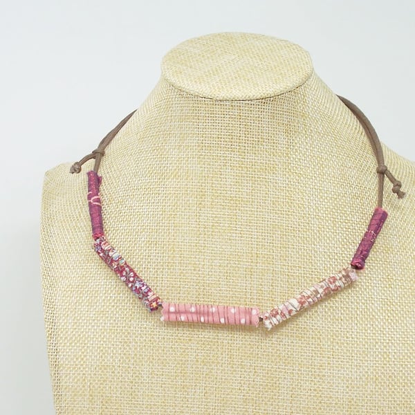 Fabric bead necklace with waxed cotton cord - Jardin