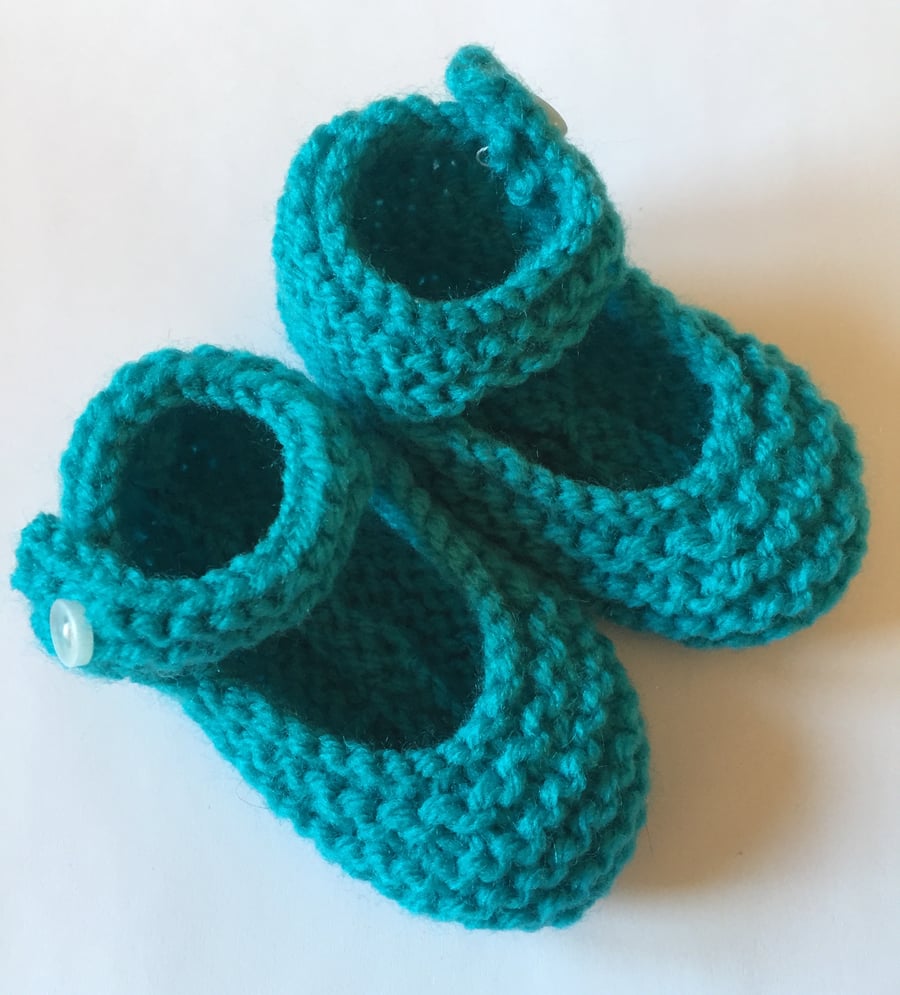 3-9 months knitted booties