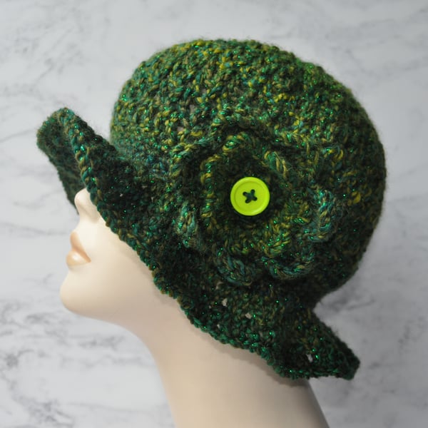 Hand Crocheted 1920s Flapper Hat Beanie Green Sparkle Crochet Flower Free Post