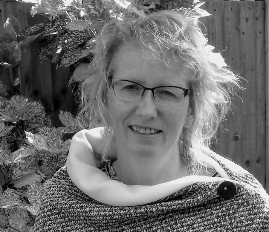 Anneka handmade by the sea