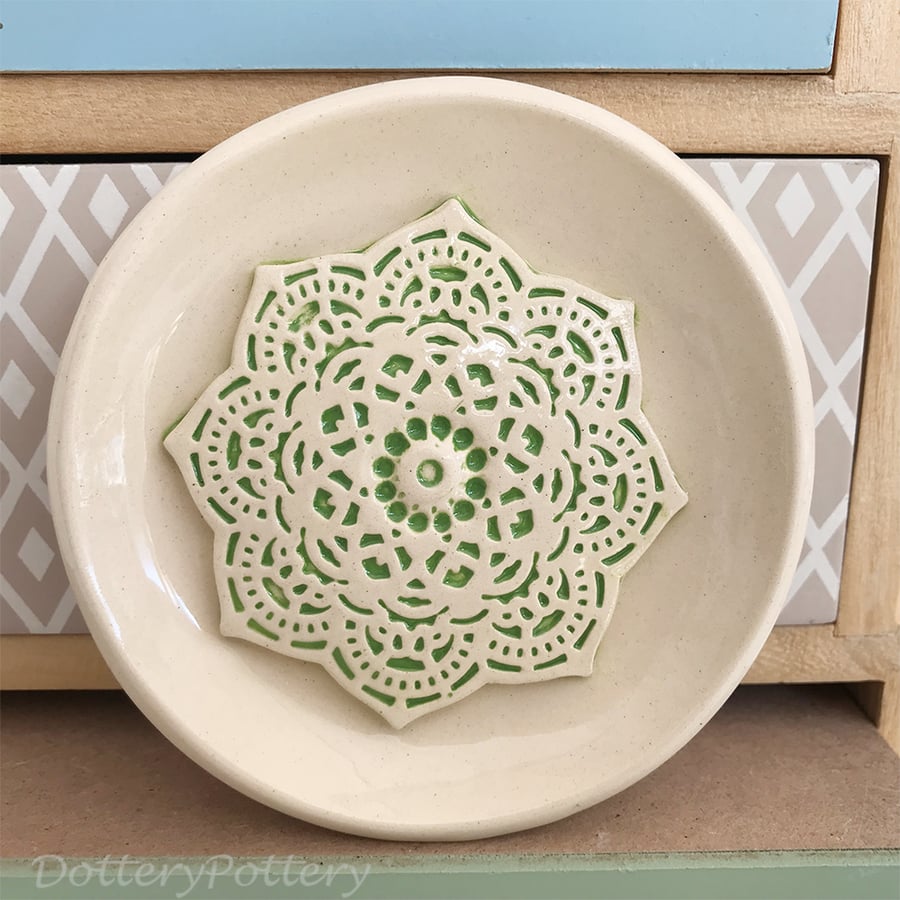 Small ceramic trinket dish with lace pattern green