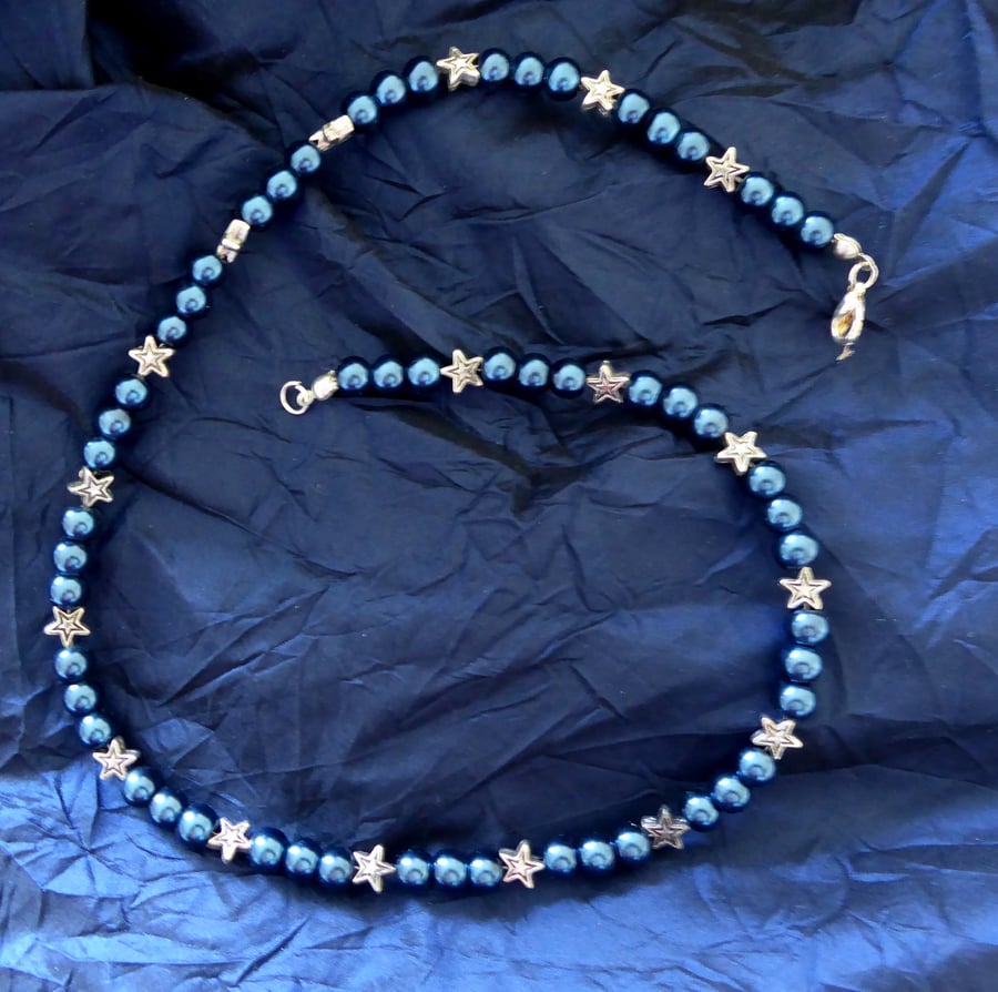 Fancy Stars Necklace with Dark Blue Faux Pearl Beads