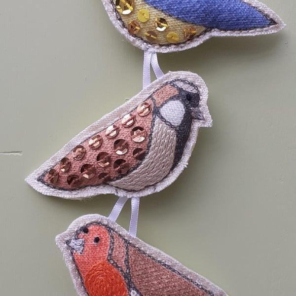 Garden Birds Linen Hanging Decoration