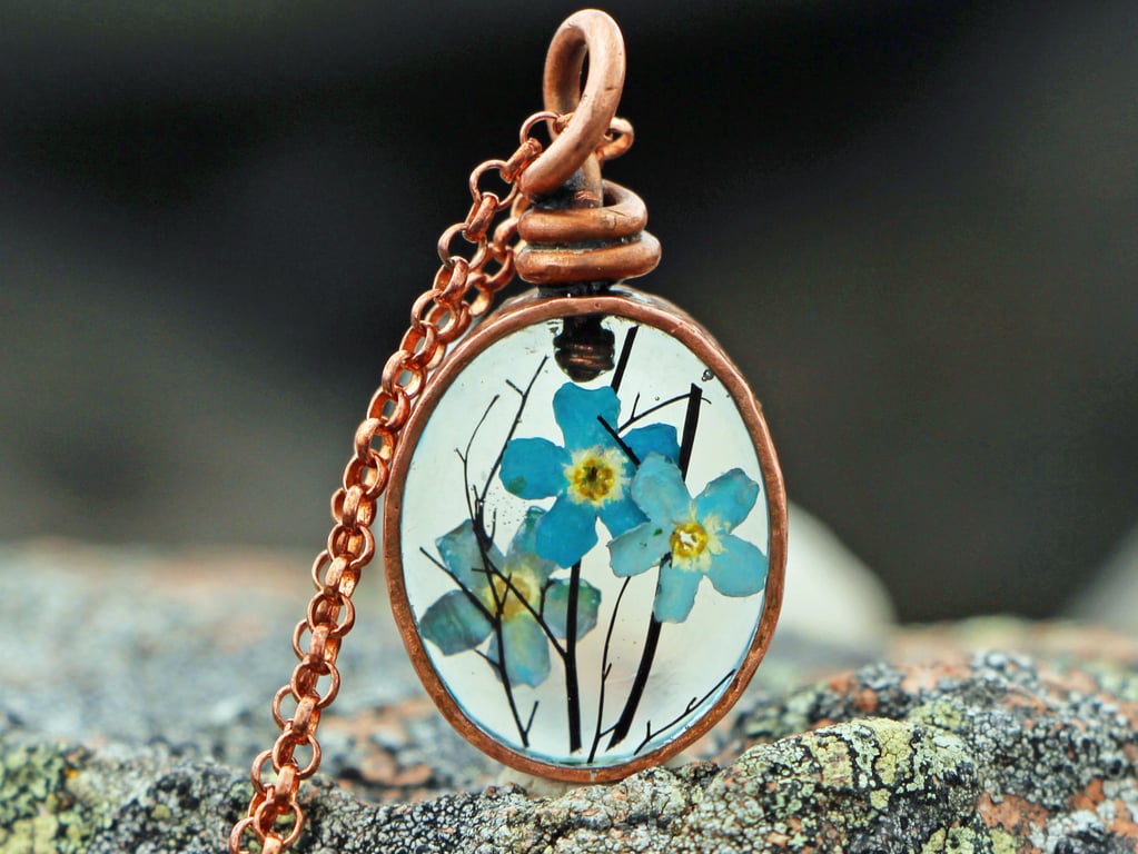 Copper Resin Forget Me Not Pendant Necklace 