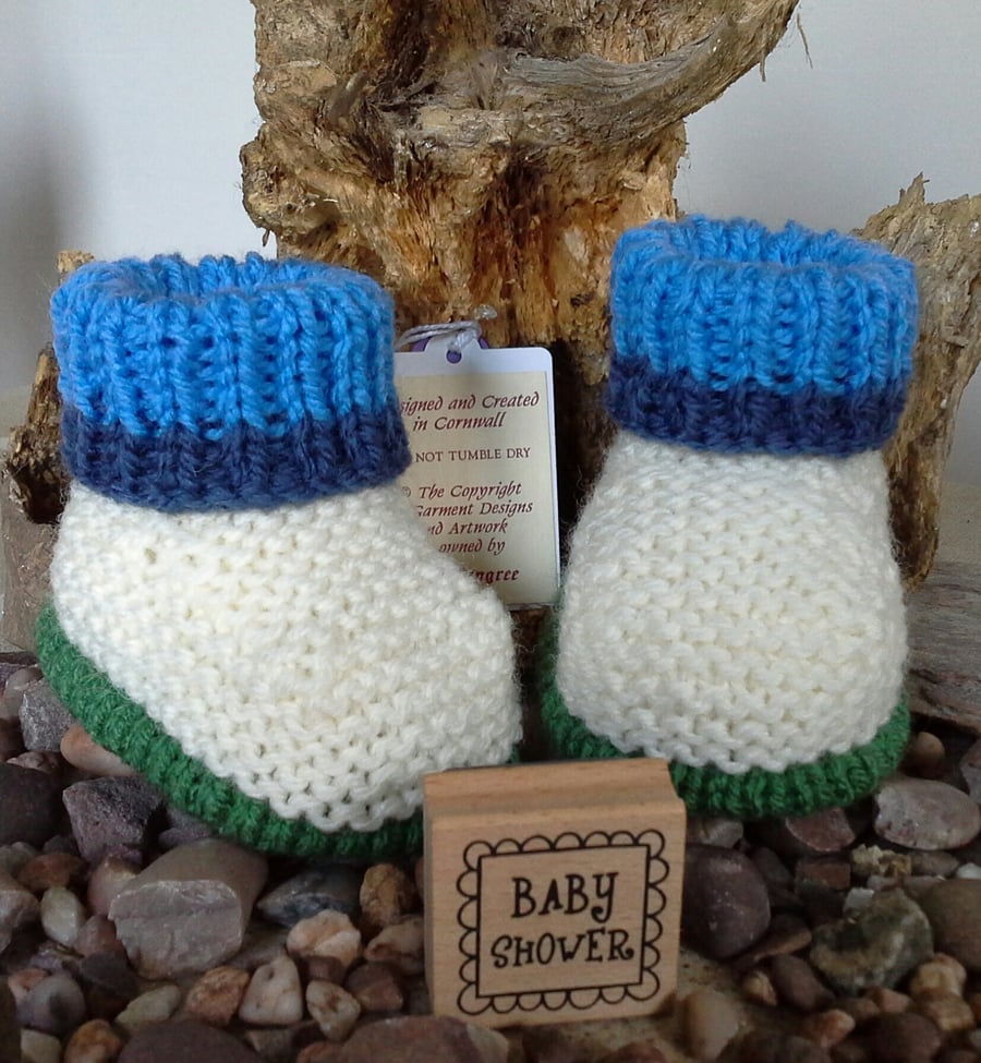 Aran Baby Boys Booties with wool  0-6 months size