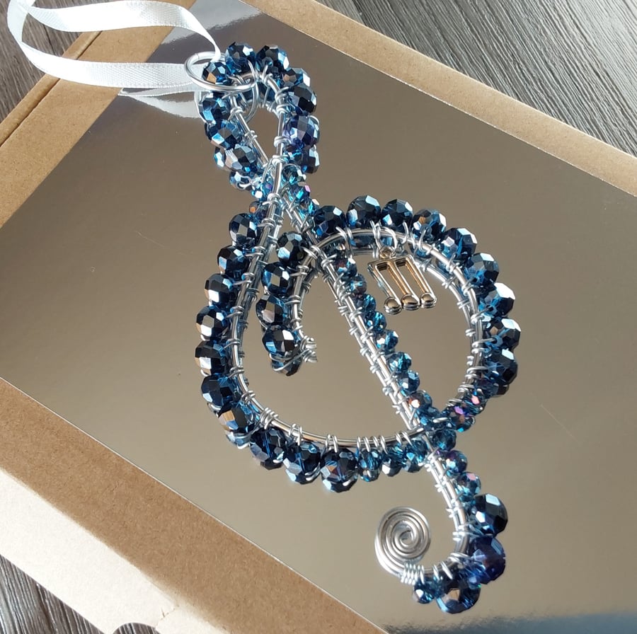 Treble Clef Wire Art Hanging Decoration Suncatcher Gift for a Music Lover Unisex