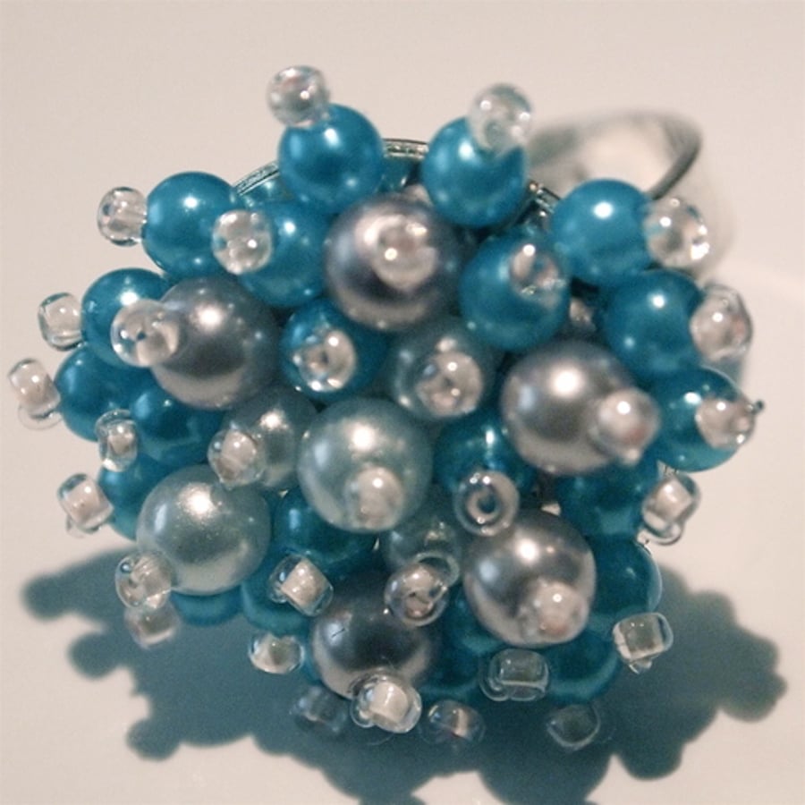 Blue Pearly Bead Ring (adjustable)