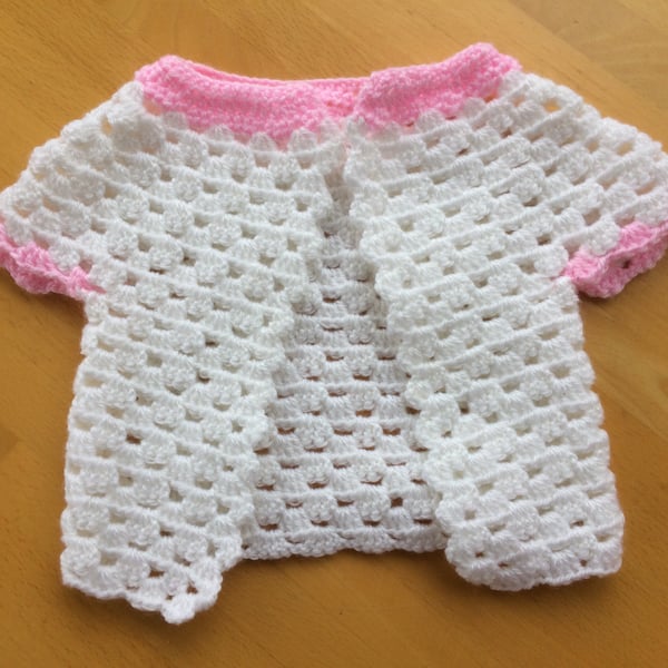 Crochet Baby Girl Cardigan.                                      0-3 months.