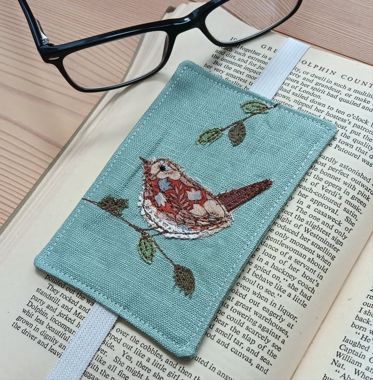 Elasticated Bookmark with Embroidered Wren