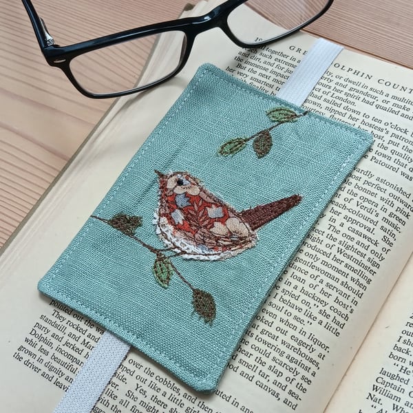 Elasticated Bookmark with Embroidered Wren