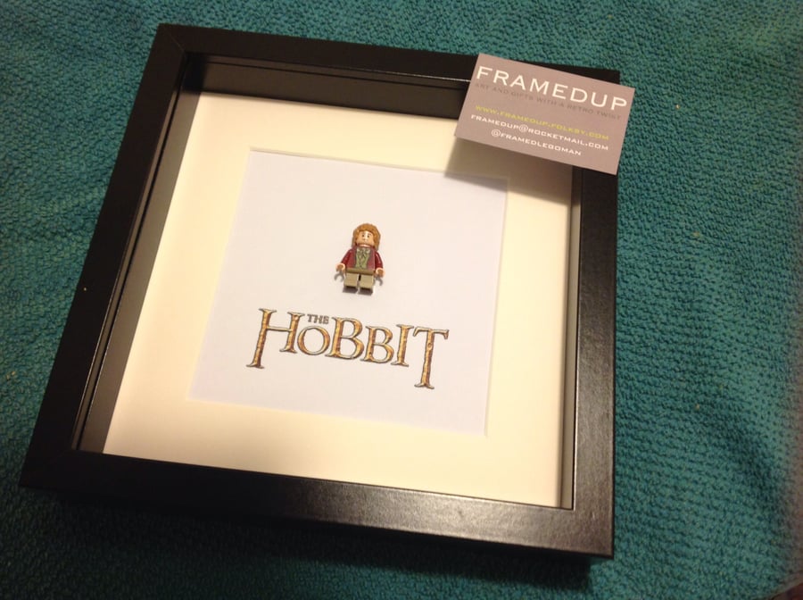 THE HOBBIT - FRAMED BILBO BAGGINS LEGO FIGURE