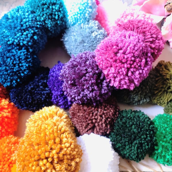 Wool Pompom Garland, Rainbow Colours, Eclectic Bohemian Interiors, Maximalism 