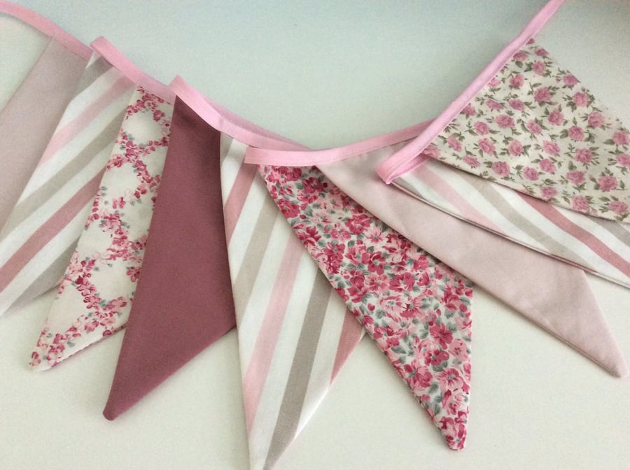 Dusky pink Bunting - 9 flags 6ft of flags plus ties 