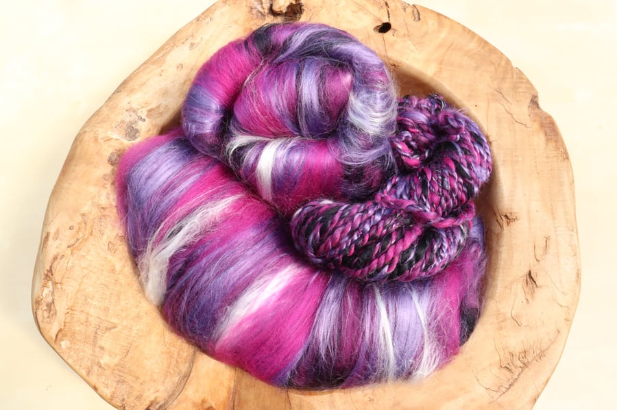 50g Blackcurrant & Liquorice Art Batt for Spinning