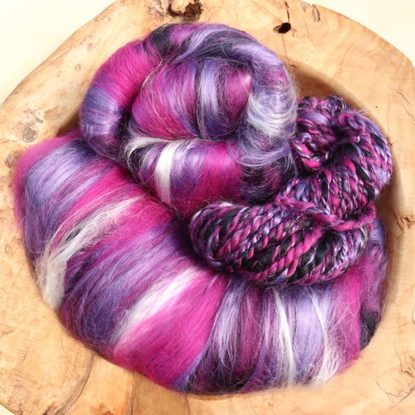 50g Blackcurrant & Liquorice Art Batt for Spinning