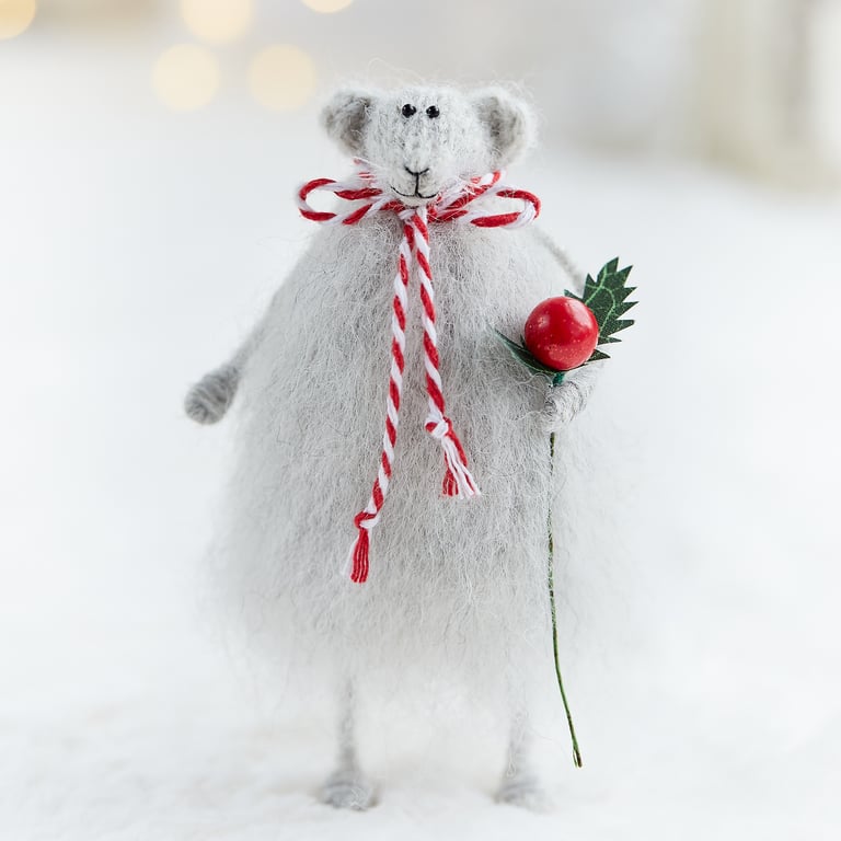 Christmas mouse ornament, knitted rat figurine