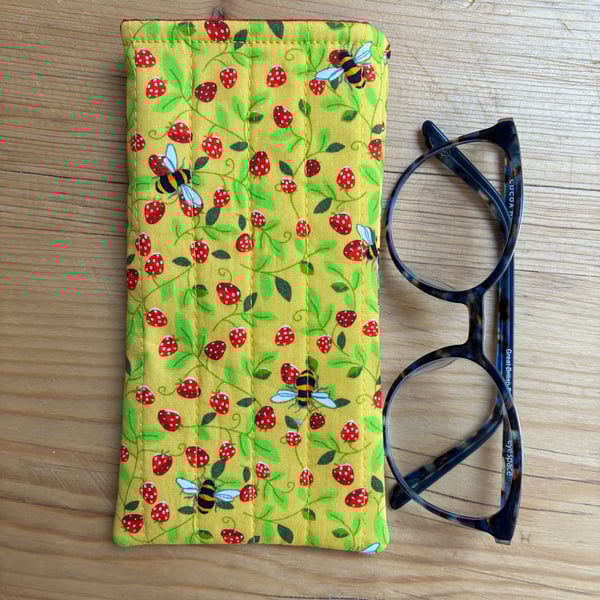Bee and Strawberry Print Quilted Fabric Glasses Case