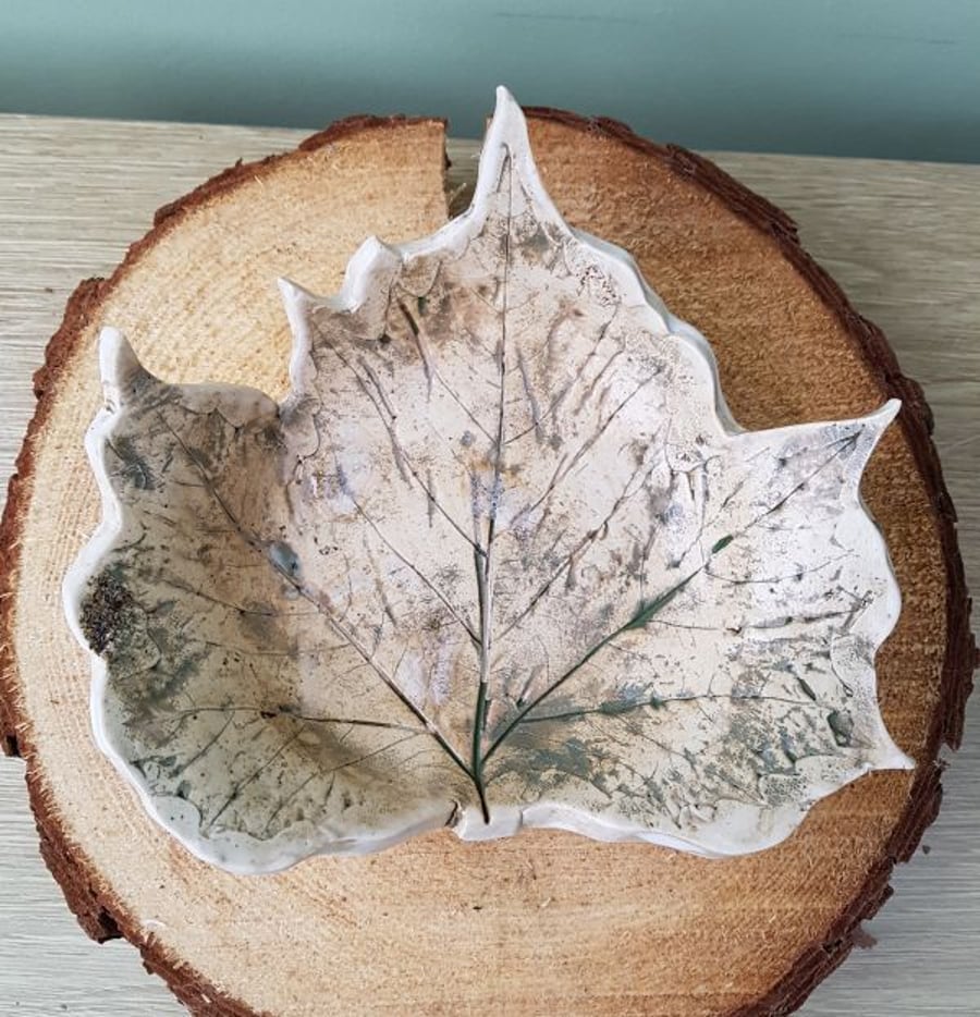 Natural Maple Leaf Ceramic Dish