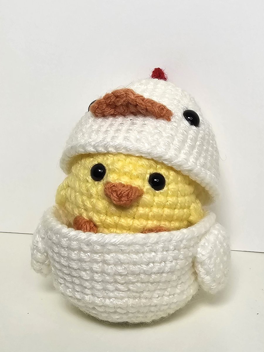 Crocheted Nesting Chick and Hen