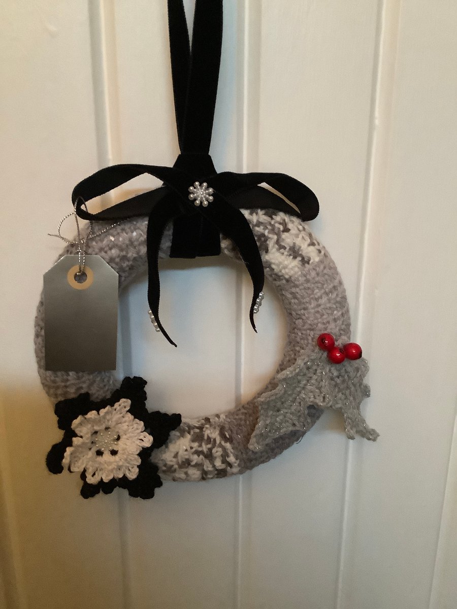 Crocheted Christmas Wreath