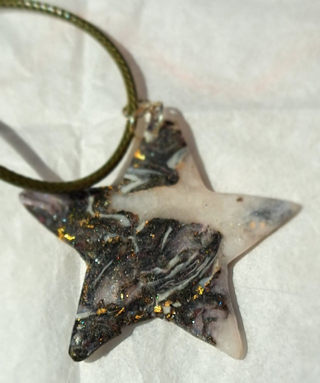Star shaped pendant on a rope or chain necklace black wihite gold leaf