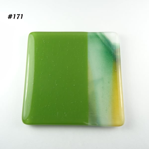 Handcrafted fused glass green coaster, with bumper feet, 9cm (171)