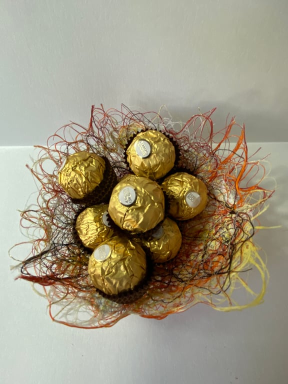 Decorative Machine freestyle embroidery bonbon dish 