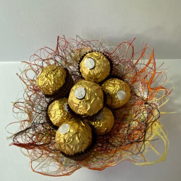 Decorative Machine freestyle embroidery bonbon dish 