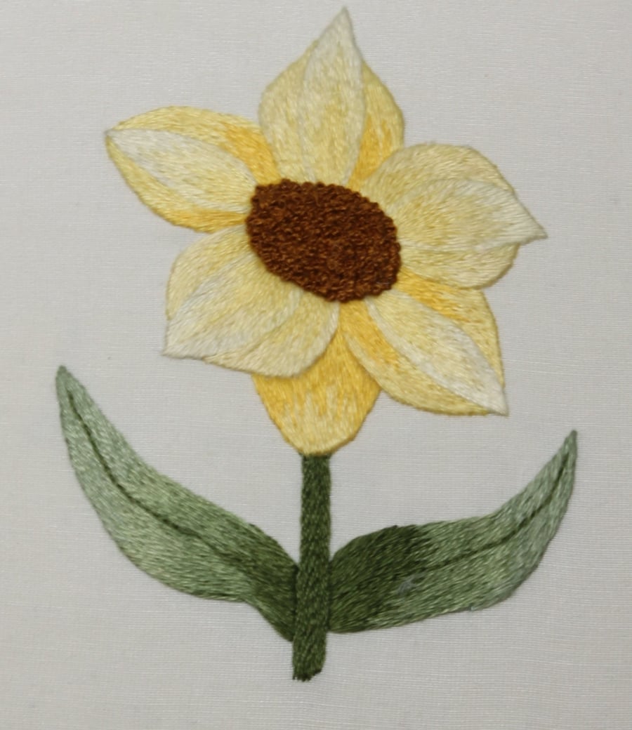 Silk Shading - The Daffodil - Embroidery, hand stitching, Art Nouveau flower 