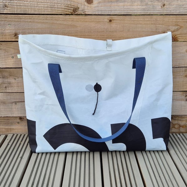 Large White Tote Bag made of upcycled Sailcloth - Beach Bag - Sail Bag - 