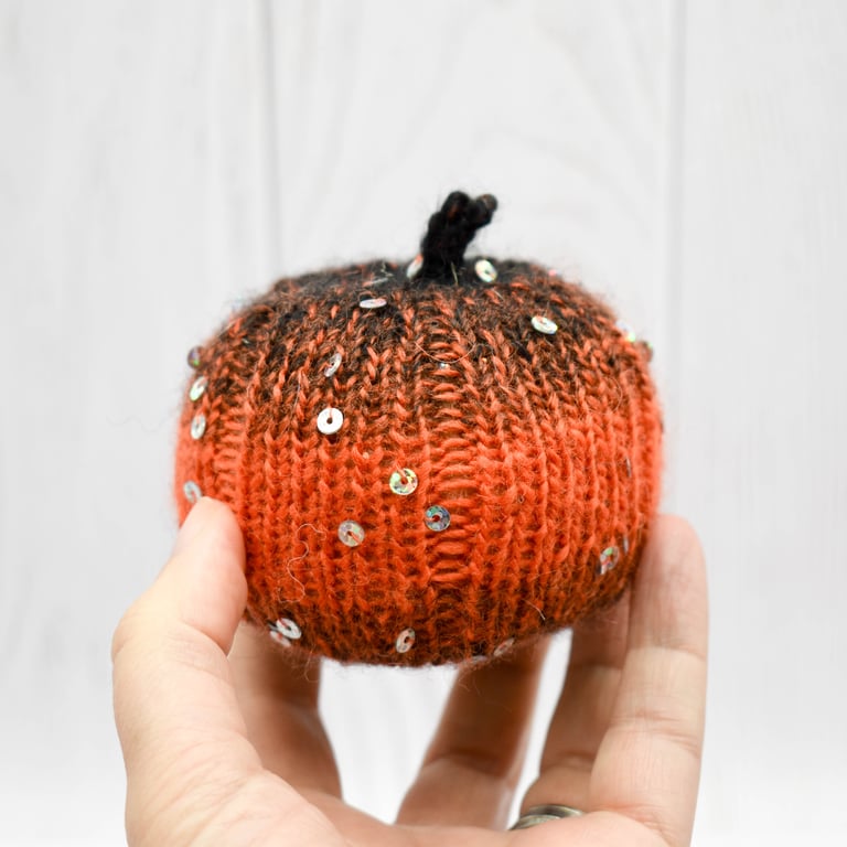 Hand Knitted Pumpkin with Sequins - Medium