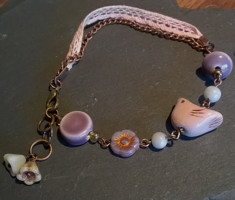 Vintage-inspired bird bracelet