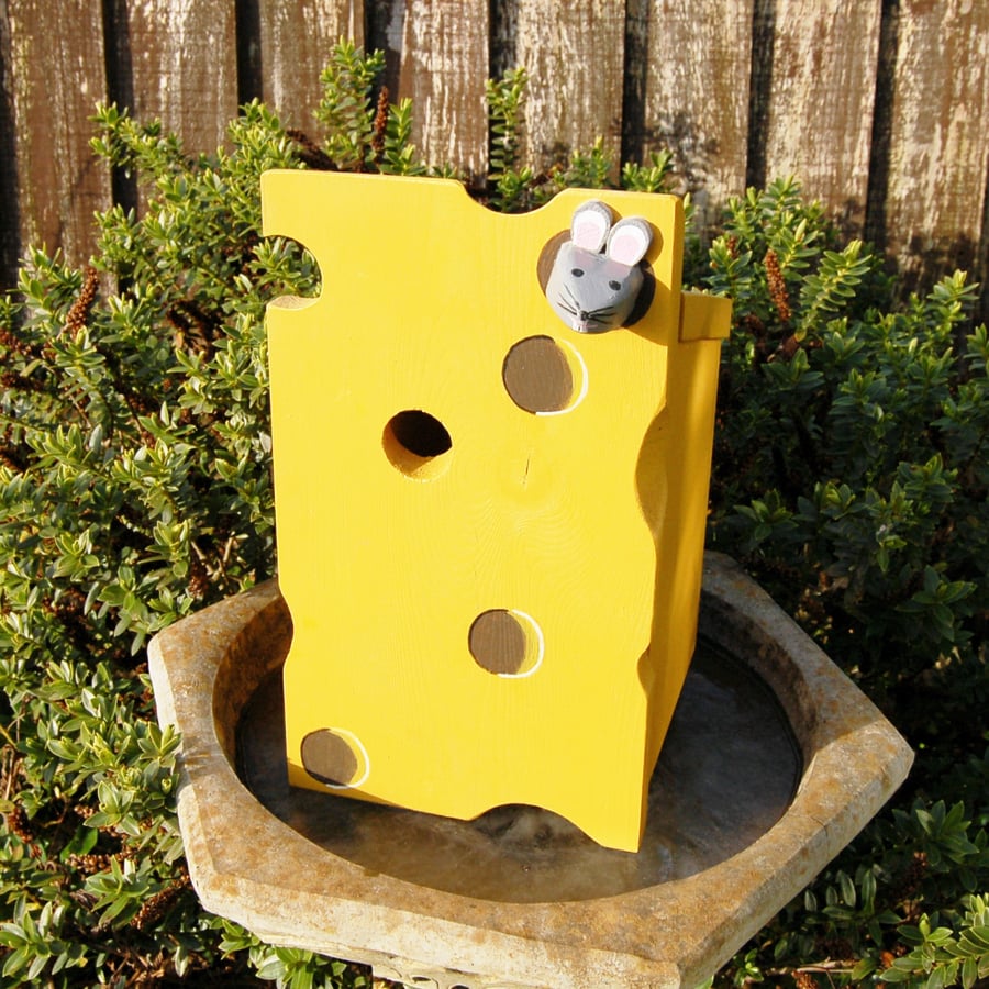 Cheese and Mouse Bird Box