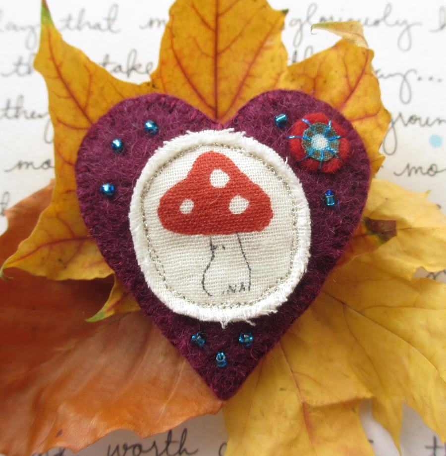 Mushroom Brooch. Toadstool Brooch. Heart Brooch. Handmade Felt Brooch.