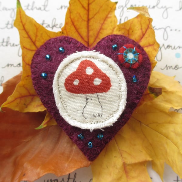 Mushroom Brooch. Toadstool Brooch. Heart Brooch. Handmade Felt Brooch.