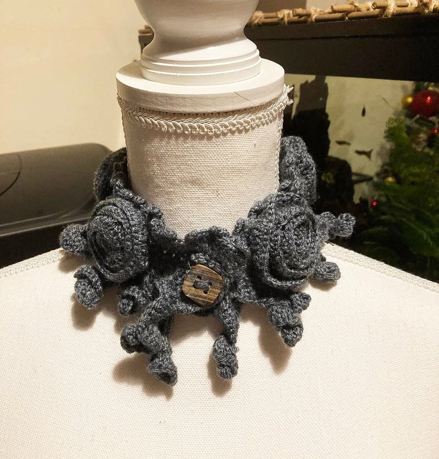 Cozy chunky gray necklace gray hand crochet neck wrap with crochet flowers