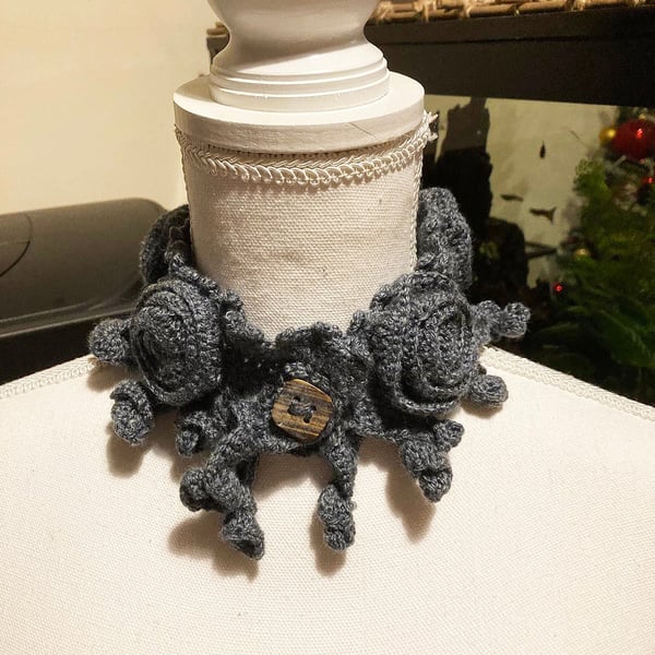 Cozy chunky gray necklace gray hand crochet neck wrap with crochet flowers