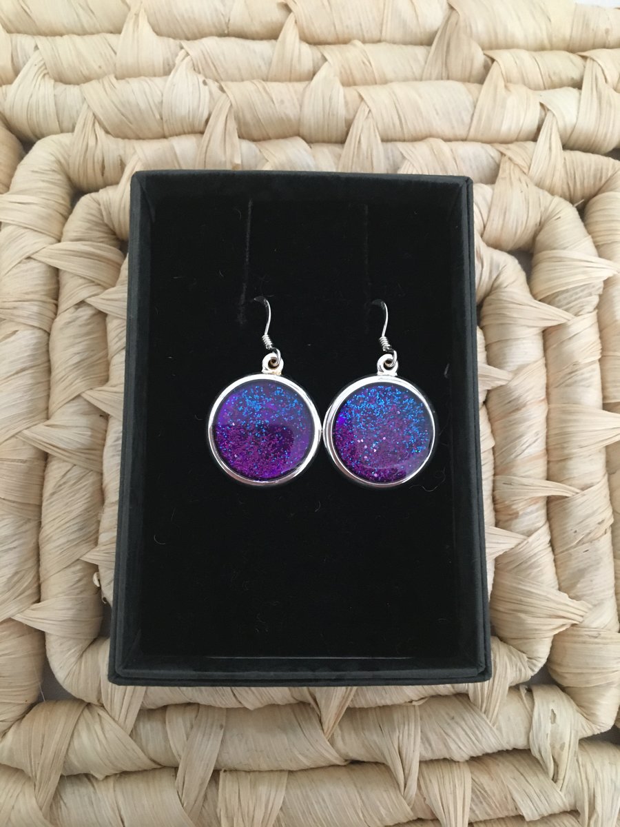 Round Drop Earrings in Blue and Magenta