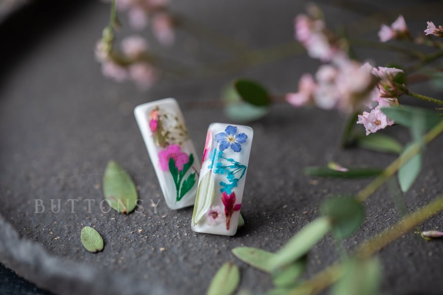 Real Flower Earrings Tiny Flowers Bar Flower Confetti Pressed Flower Earrings Gi