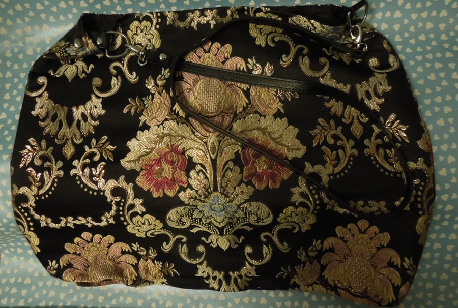 Baroque print Skirt Bag