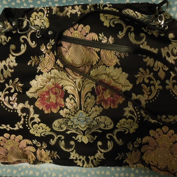 Baroque print Skirt Bag